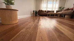 Pääse viimein eroon puulattian narinasta: käytännön ratkaisuja narinan hiljentämiseksi